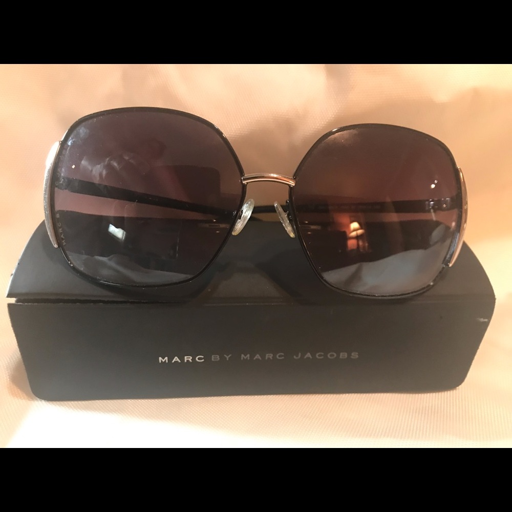 Marc Jacobs sunglasses MMJ 098